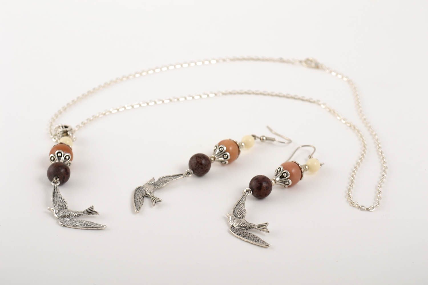 Handmade gemstone jewelry set beaded pendant beaded earrings fashion tips photo 4