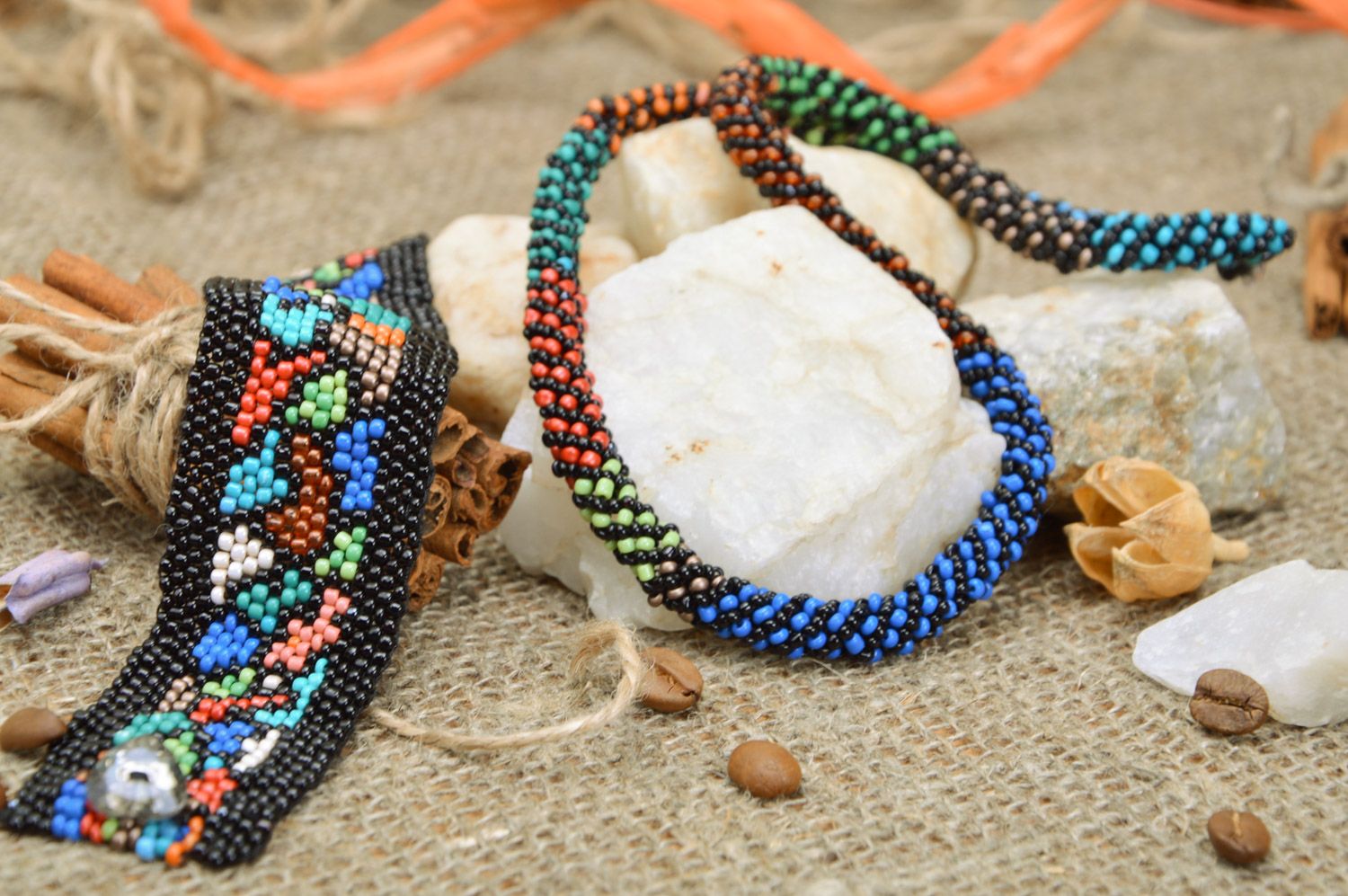 Set de collier et bracelet en perles de rocailles faits main 2 pièces Savane photo 1