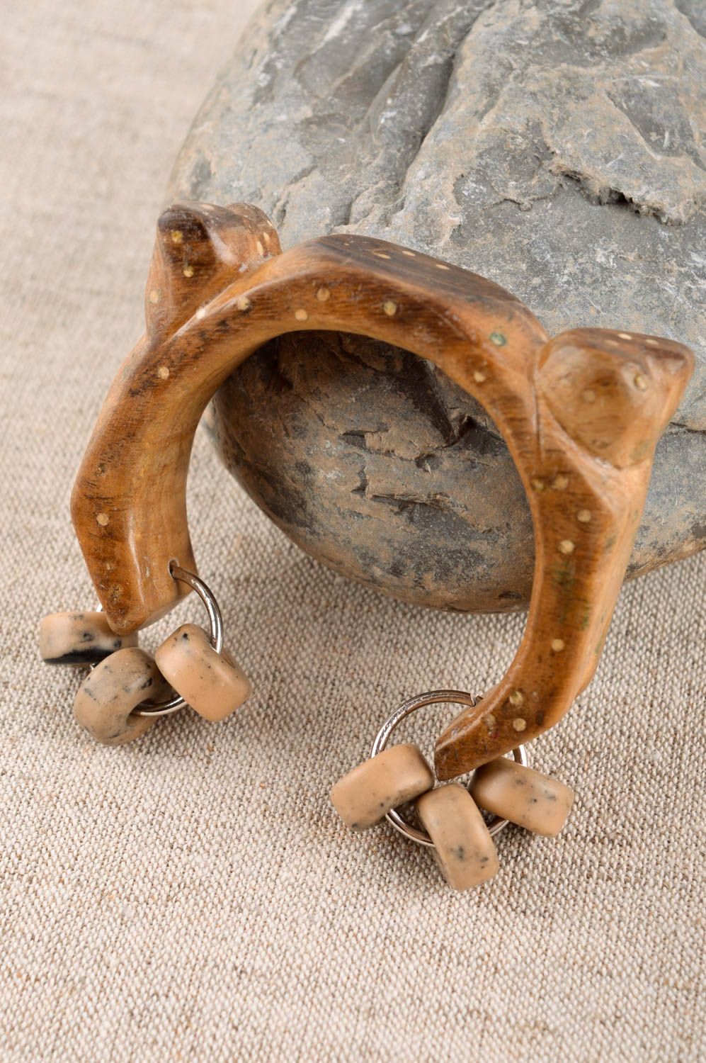 Деревянный браслет ручной работы украшение из дерева стильный браслет на руку фото 1