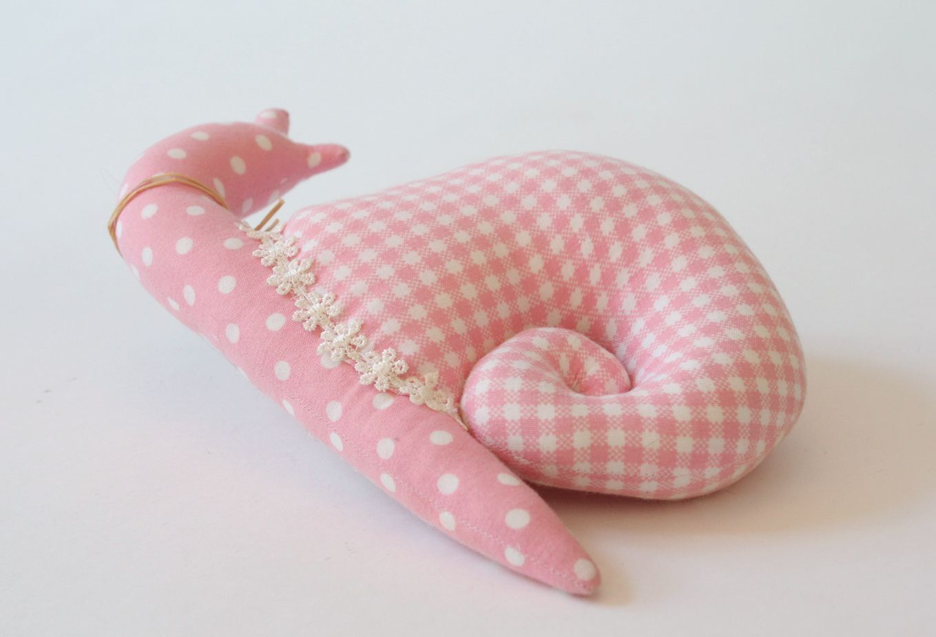 Pink soft toy photo 2