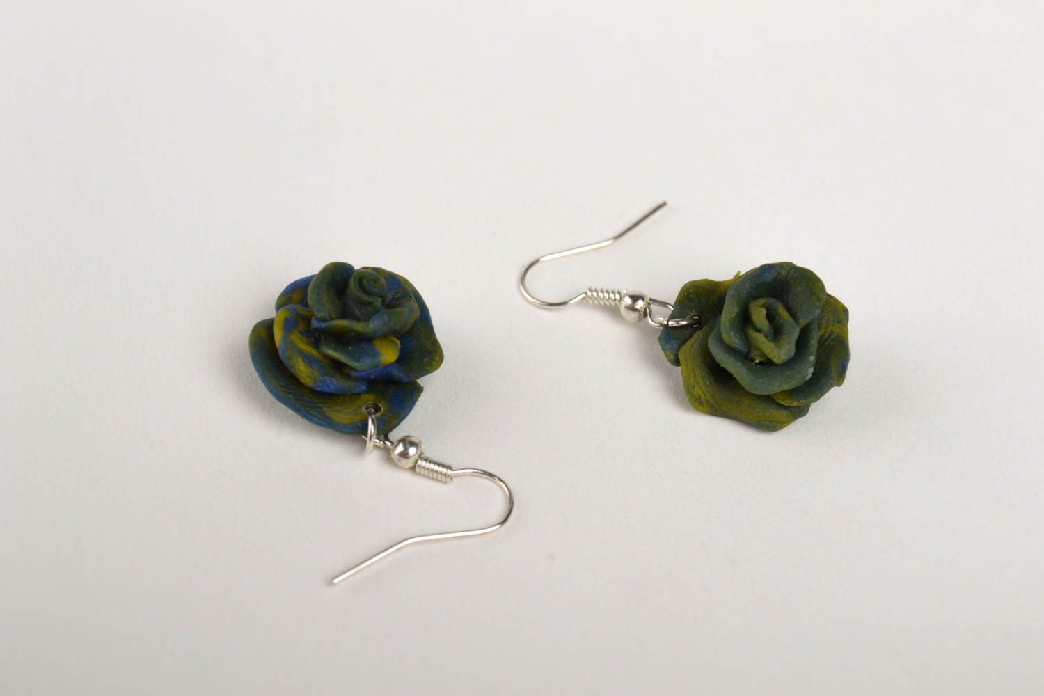 Handmade designer flower earrings stylish elegant earrings polymer clay earrings photo 2