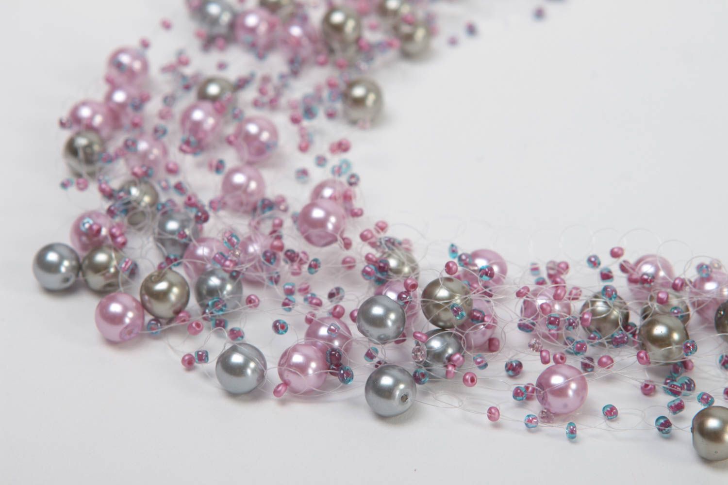 Collier perles rocaille fait main Bijou fantaisie Accessoire femme original beau photo 4