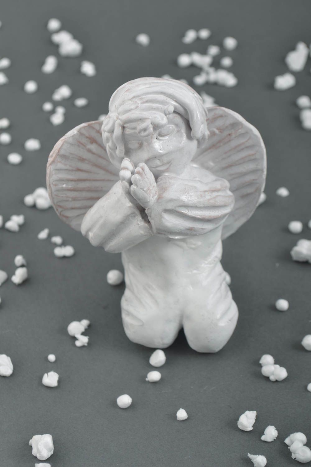 Figurine ange fait main Petite statuette blanche en argile Déco intérieur photo 1