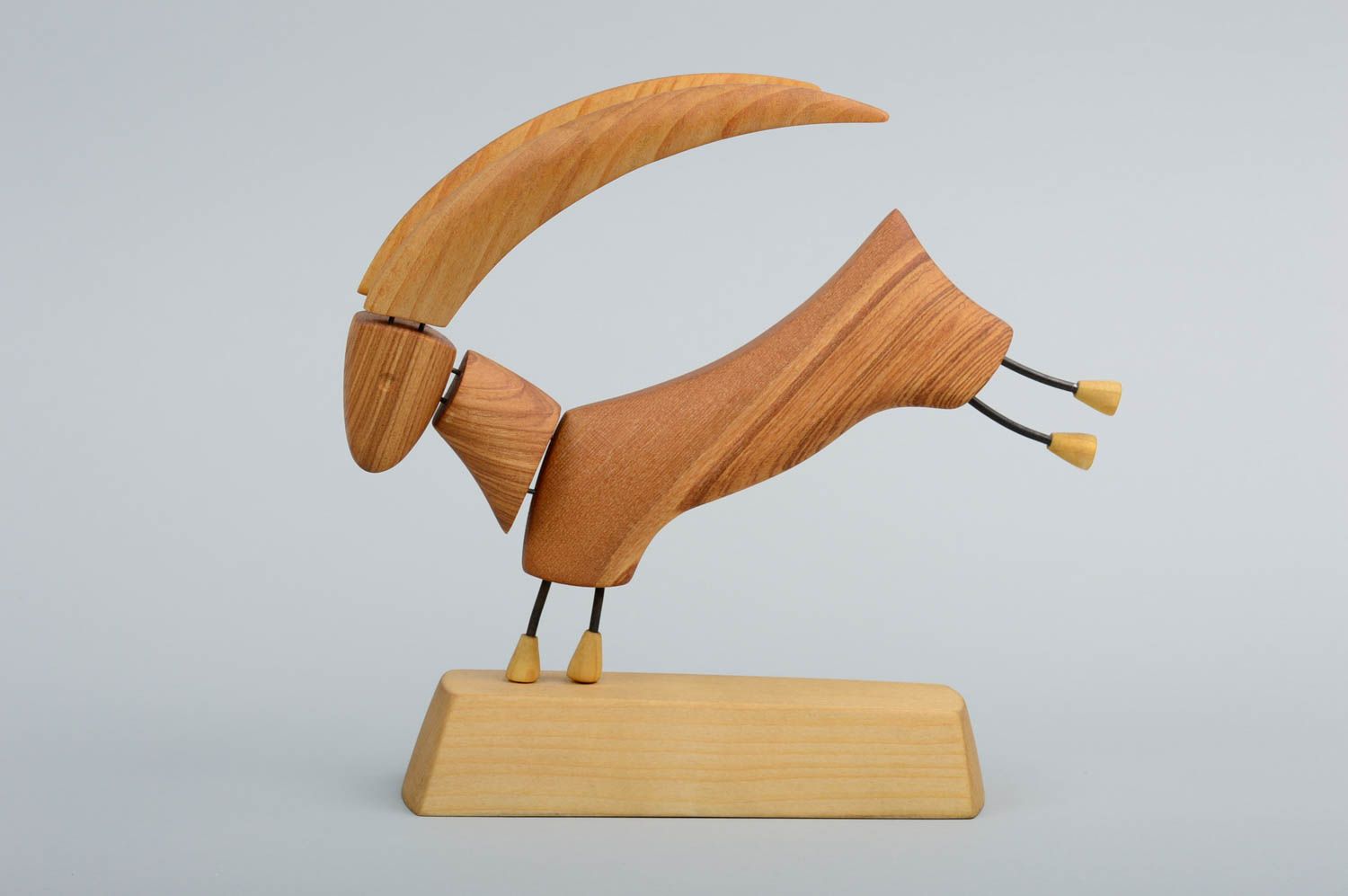Figurine design fait main Statuette déco Cadeau original antilope bois de frêne photo 1