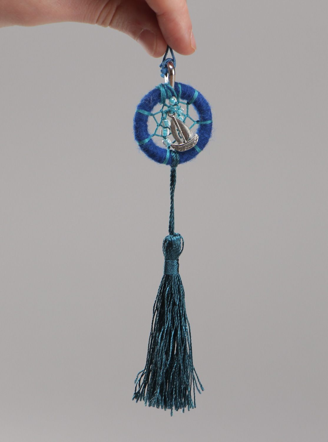 Handmade Native American dreamcatcher pendant necklace in blue color with tassel photo 5
