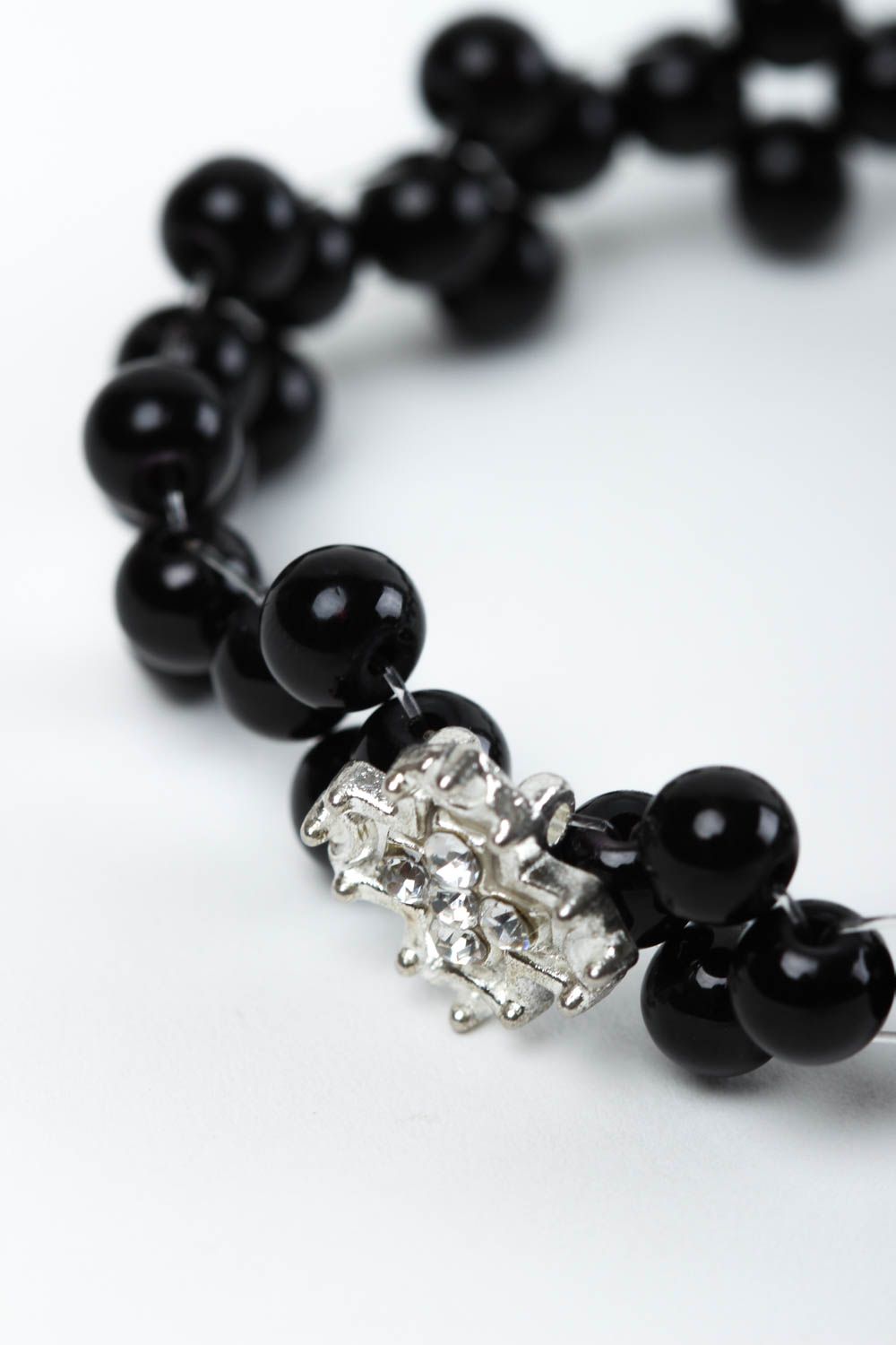 Bracelet noir Bijou fait main chic en perles céramiques Cadeau pour femme photo 3