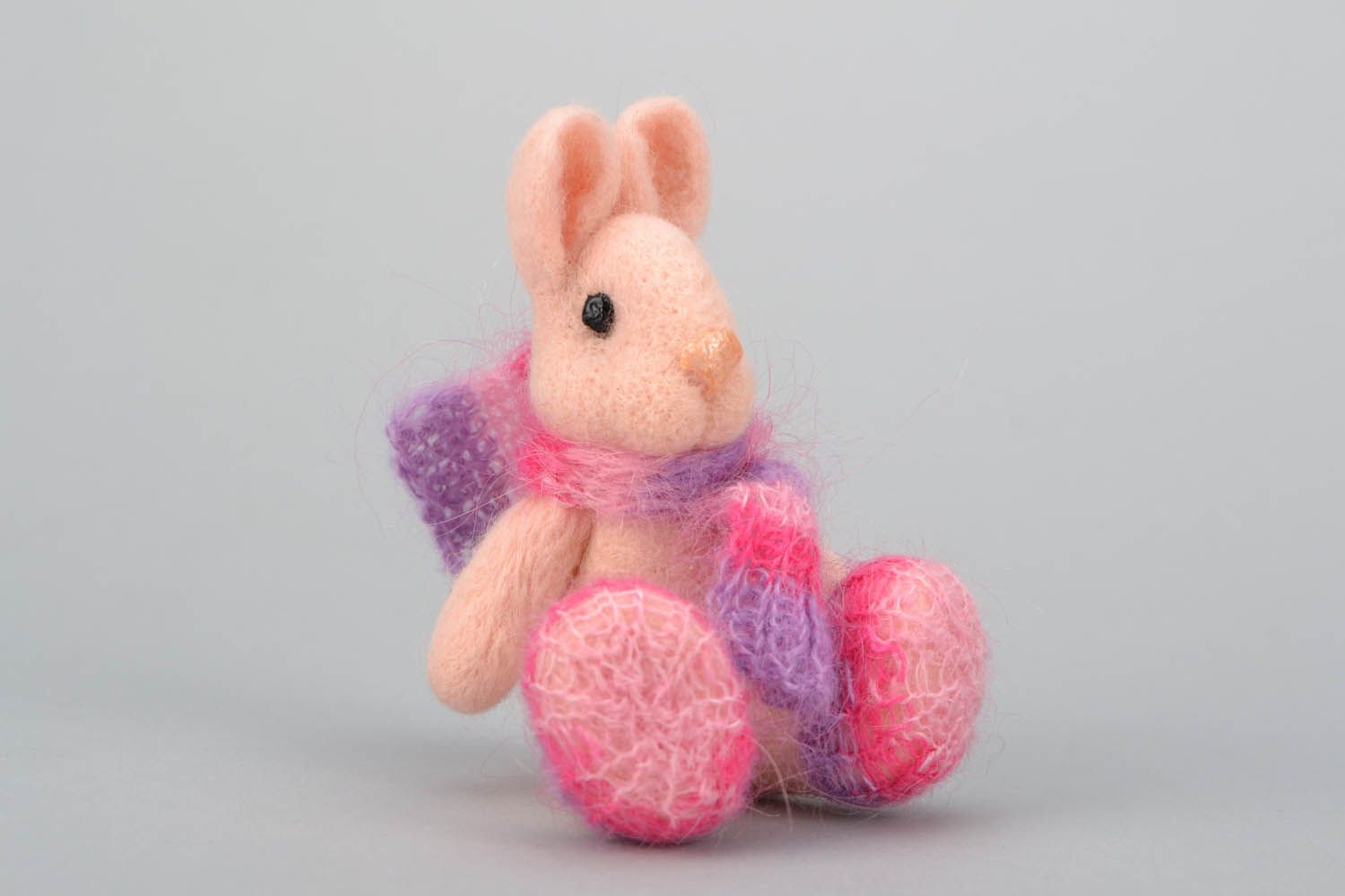 Soft woolen toy Pink rabbit photo 3