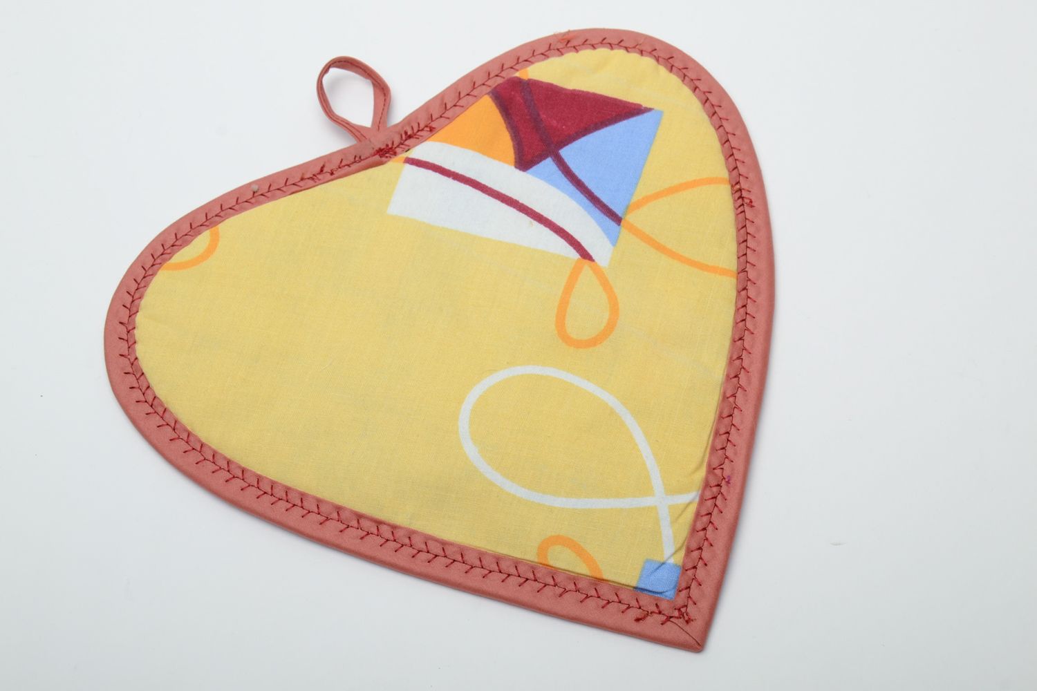 Hot pot holder in the shape of heart photo 4