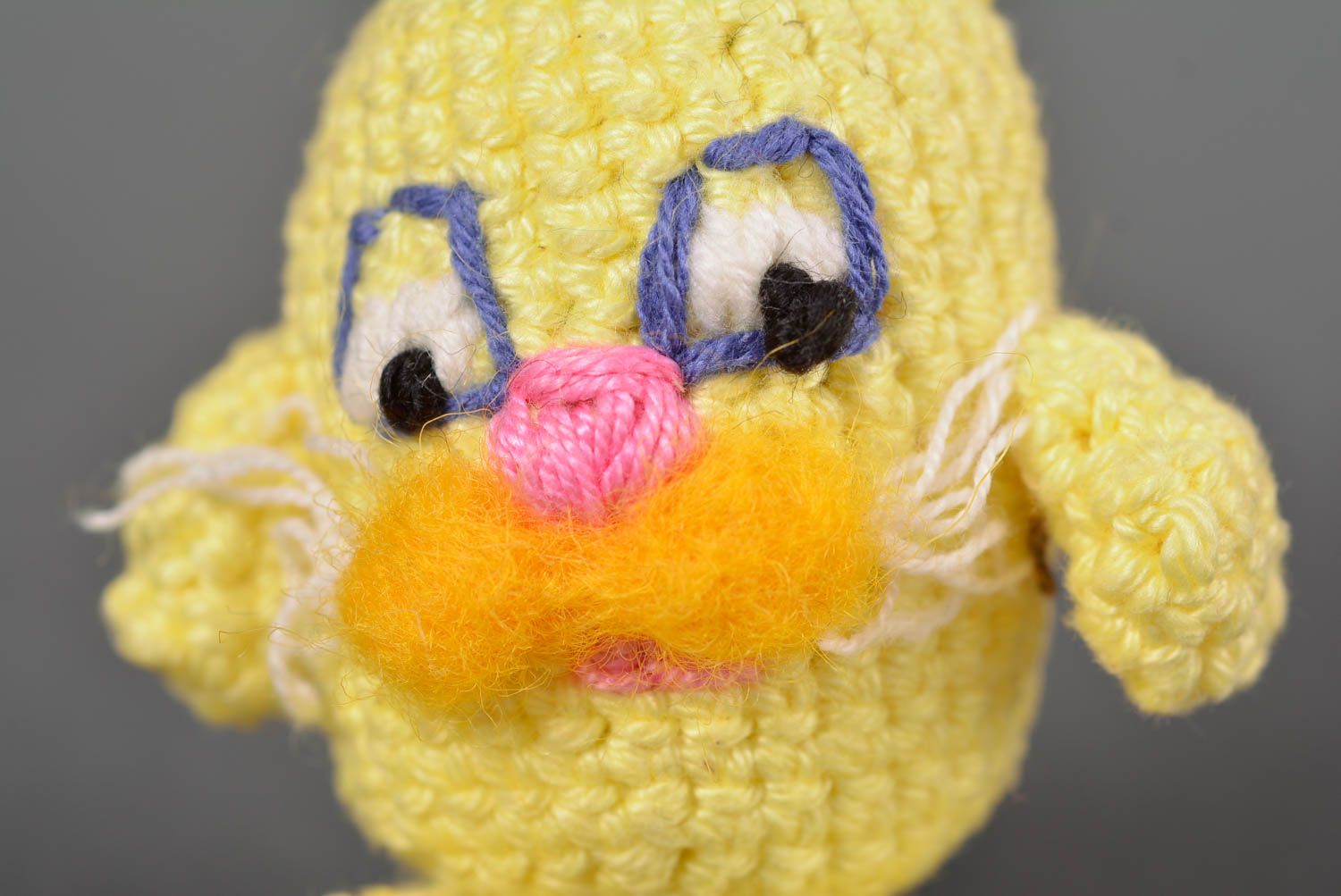 Jouet tricoté au crochet Peluche faite main Cadeau enfant original Lapin jaune photo 2
