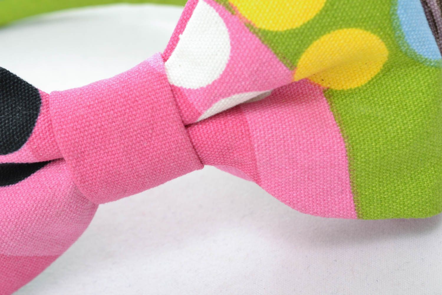 Bow tie with fastener Candy Gum photo 2