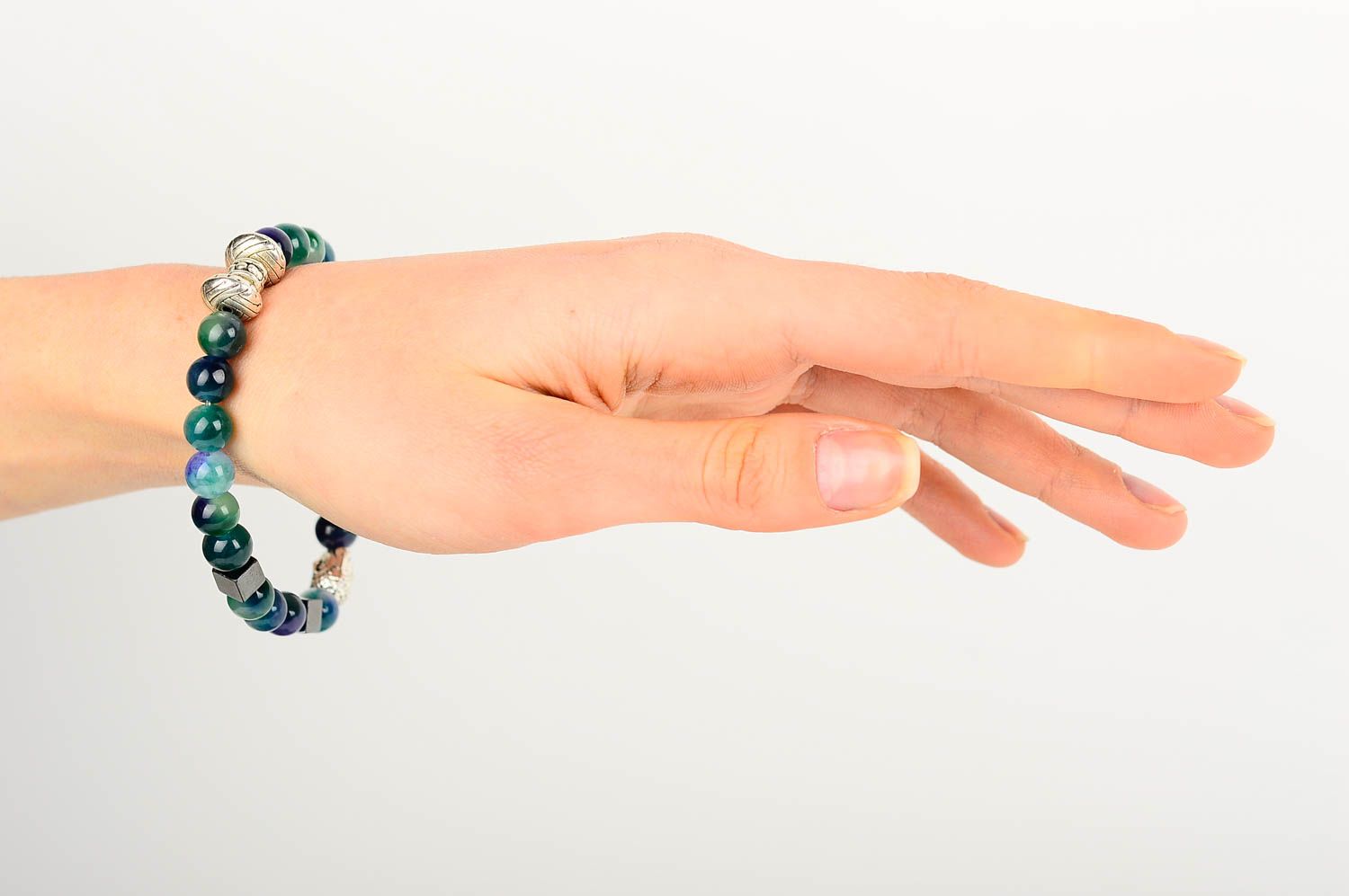 Bracelet pierres naturelles Bijou fait main design Accessoire pour femme photo 2