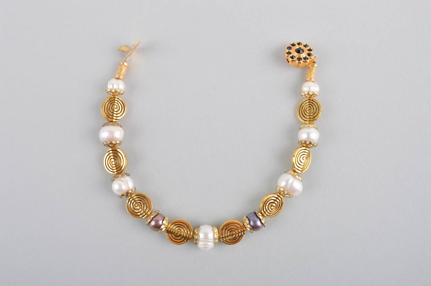 Pulsera de cuentas hecha a mano bisutería con perlas accesorio de mujer foto 4