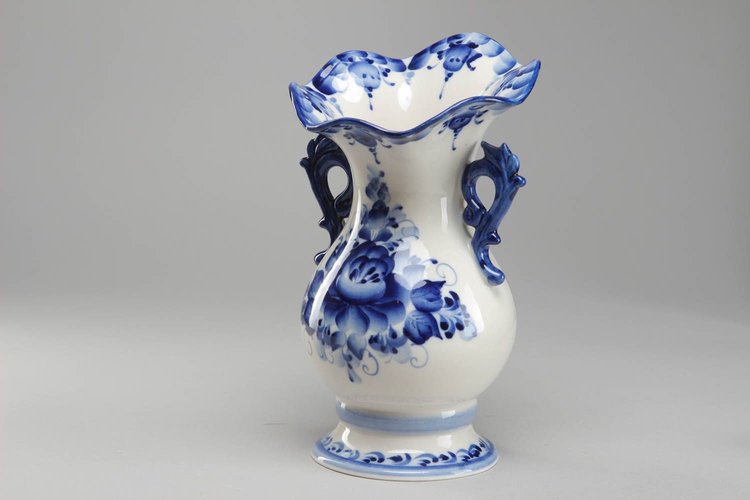 9 inches white&blue porcelain vase with 2 handles Gzhel vase 1,5 lb photo 1