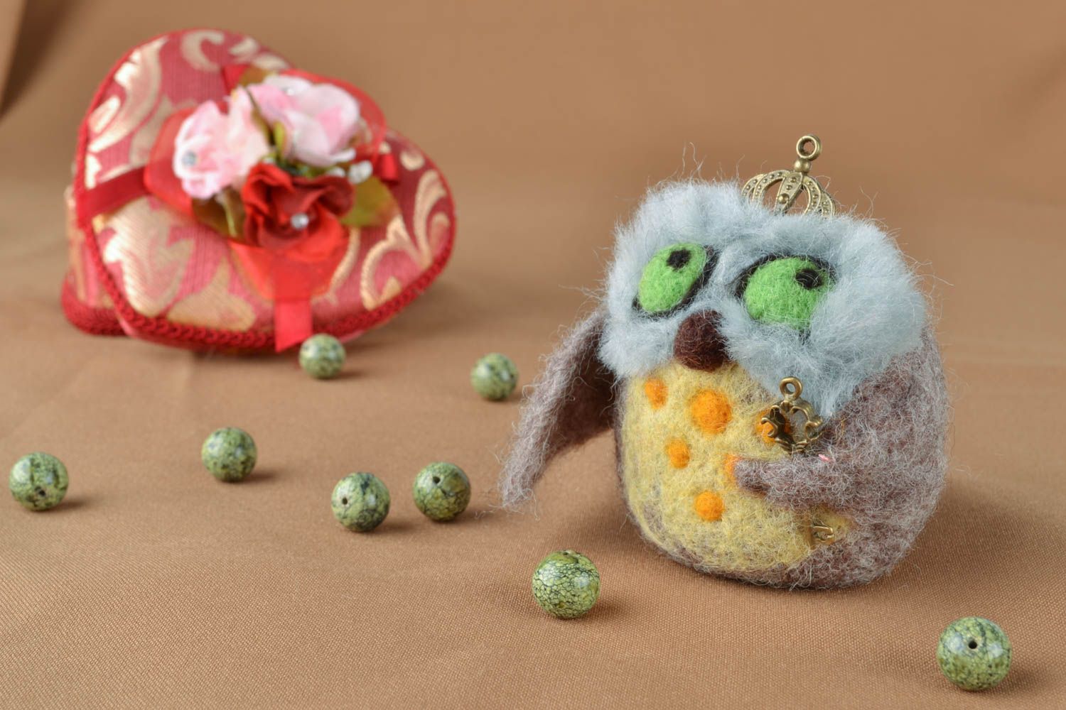 Felted wool toy Owl photo 1
