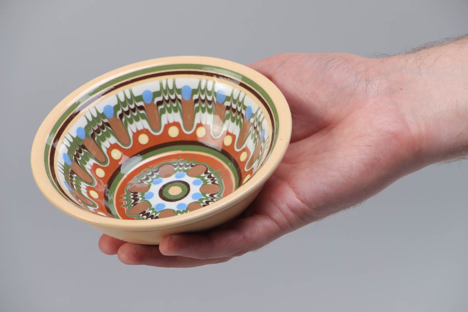 Escudilla de cerámica hecha a mano original esmaltada de volumen de 200 ml foto 5