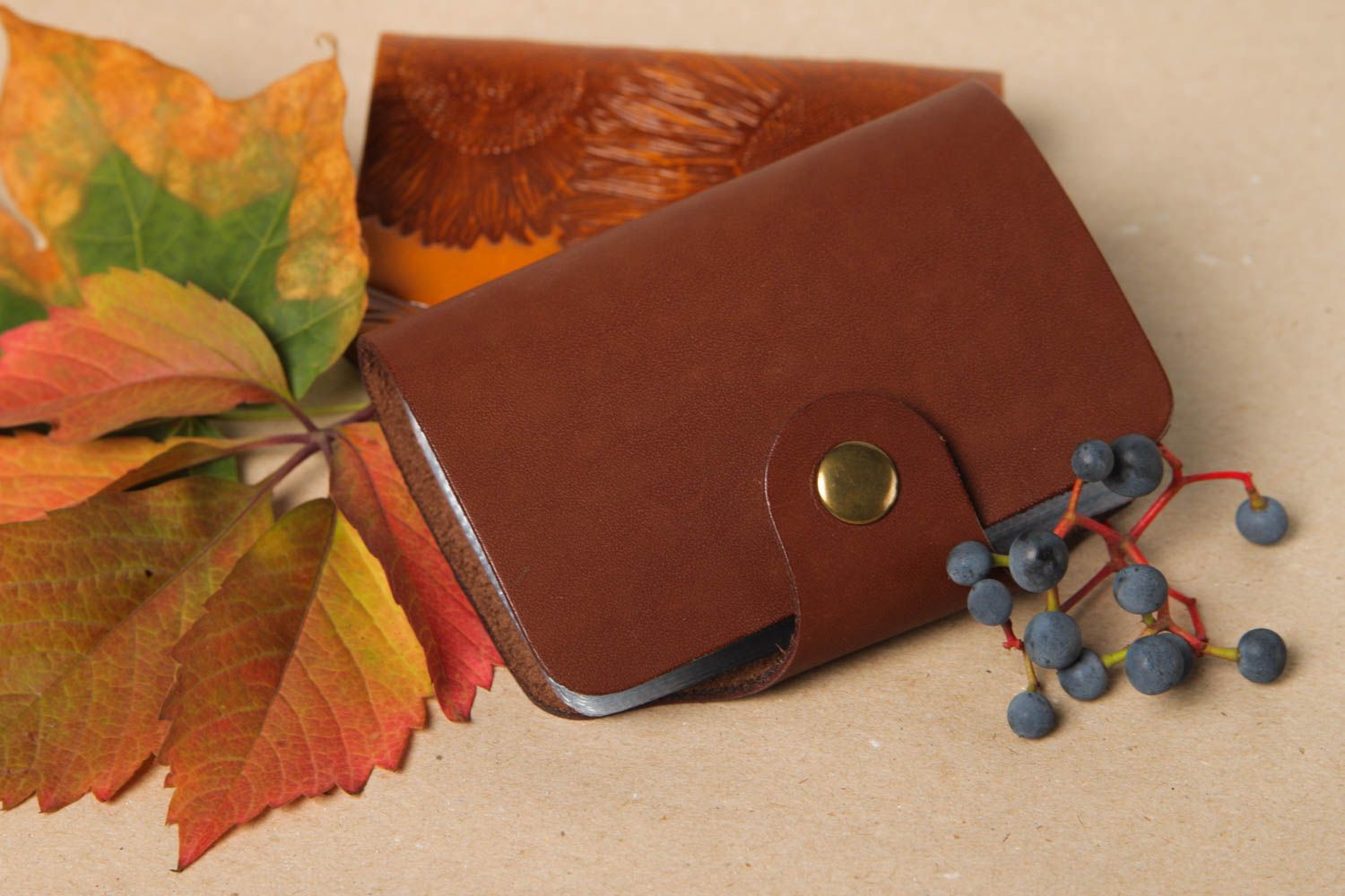 Unusual handmade leather card holder unisex accessories business gift ideas photo 1