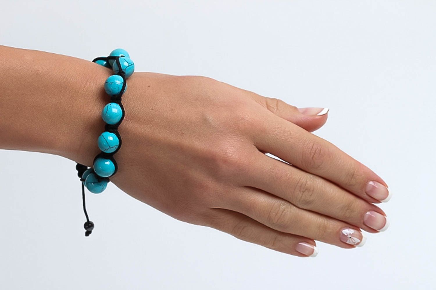 Bracelet en turquoise compressée Bijou fait main bleu tressé Cadeau femme photo 5