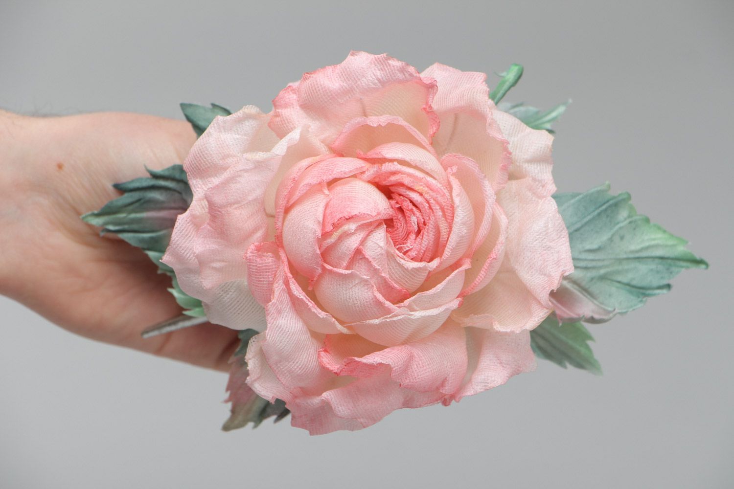Брошь в виде розы крупная розовая романтичная изящная красивая ручной работы фото 5