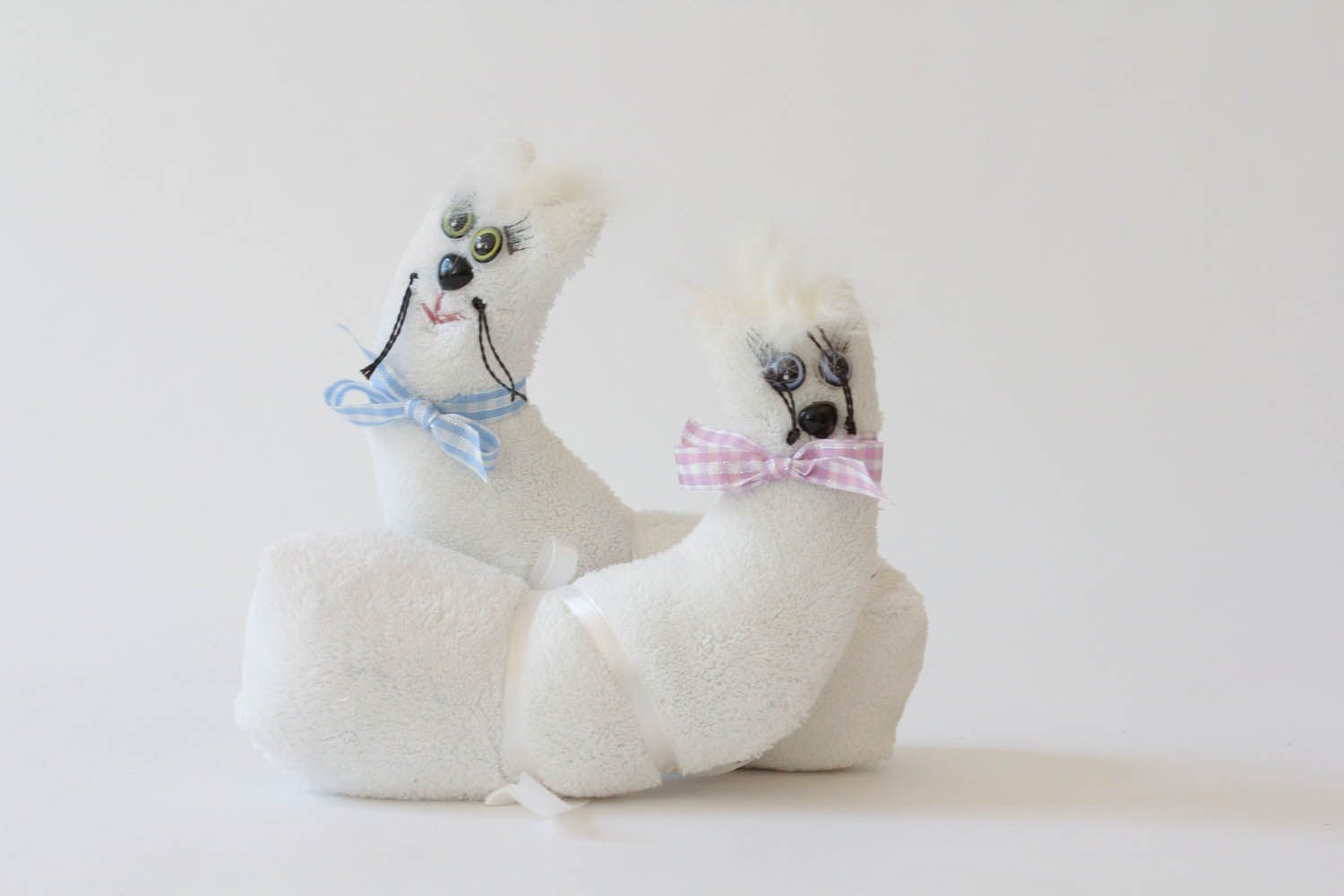 Homemade soft toys Snowy Cats photo 1