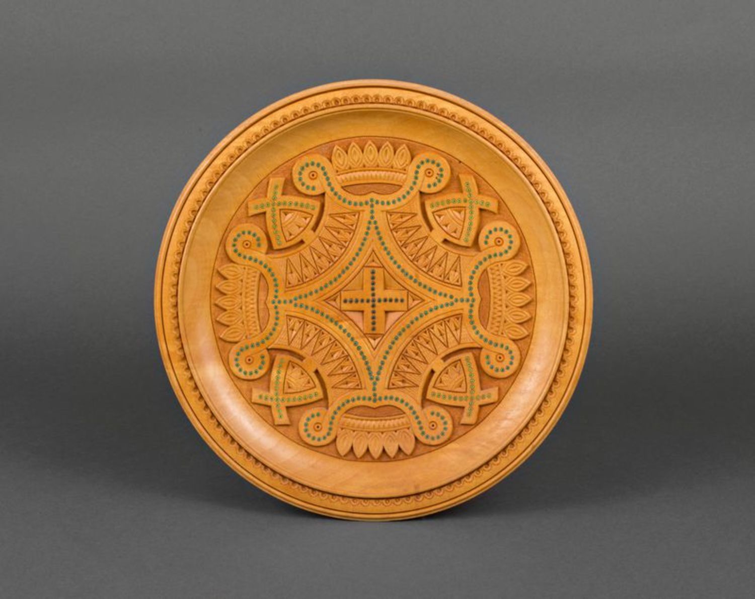 Decorative wooden plate with inlay photo 1