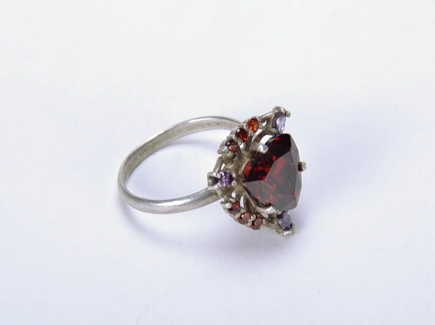 Серебряное кольцо Королева фото 4