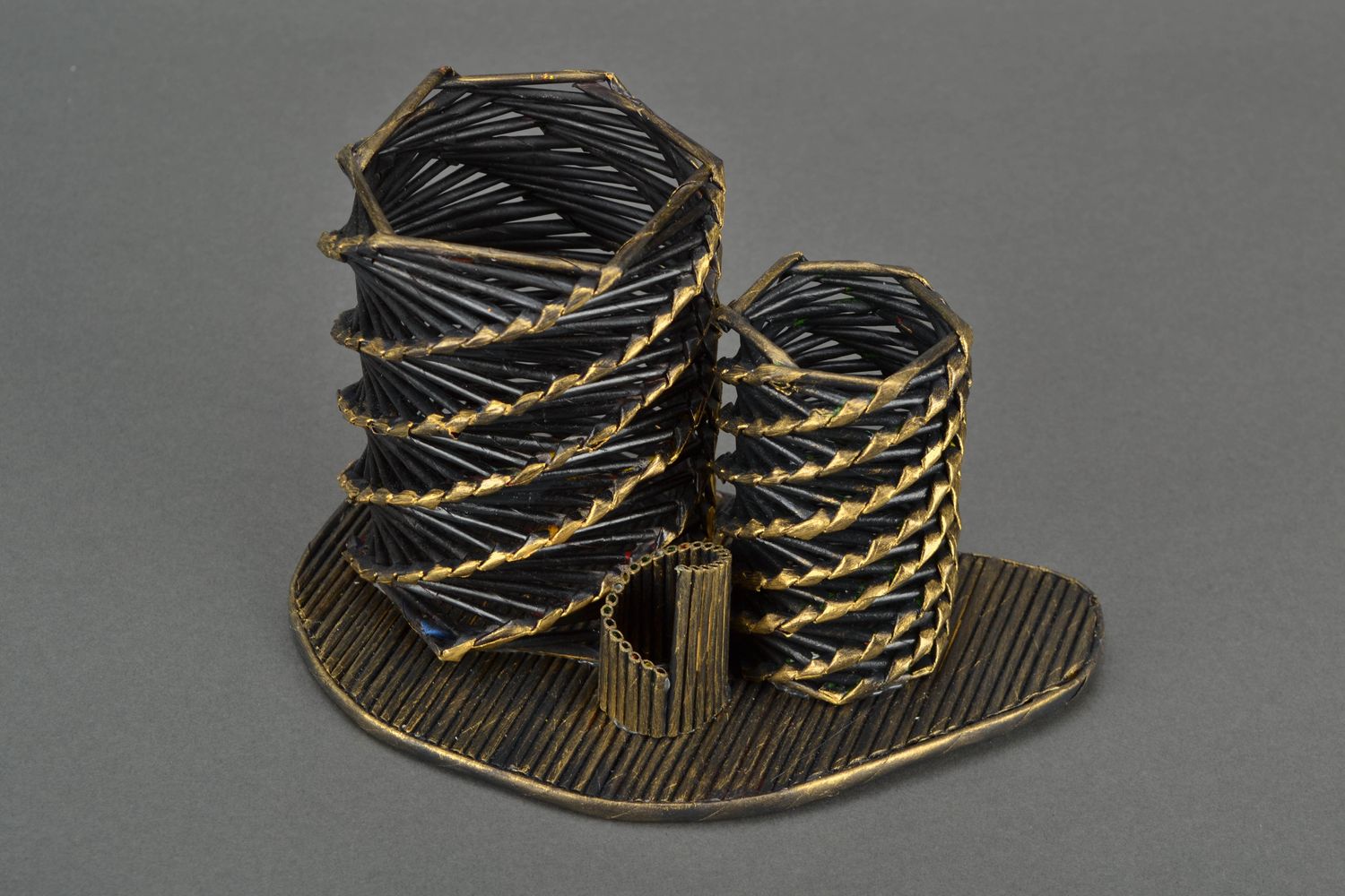 Basket woven of paper rod for hair combs photo 3