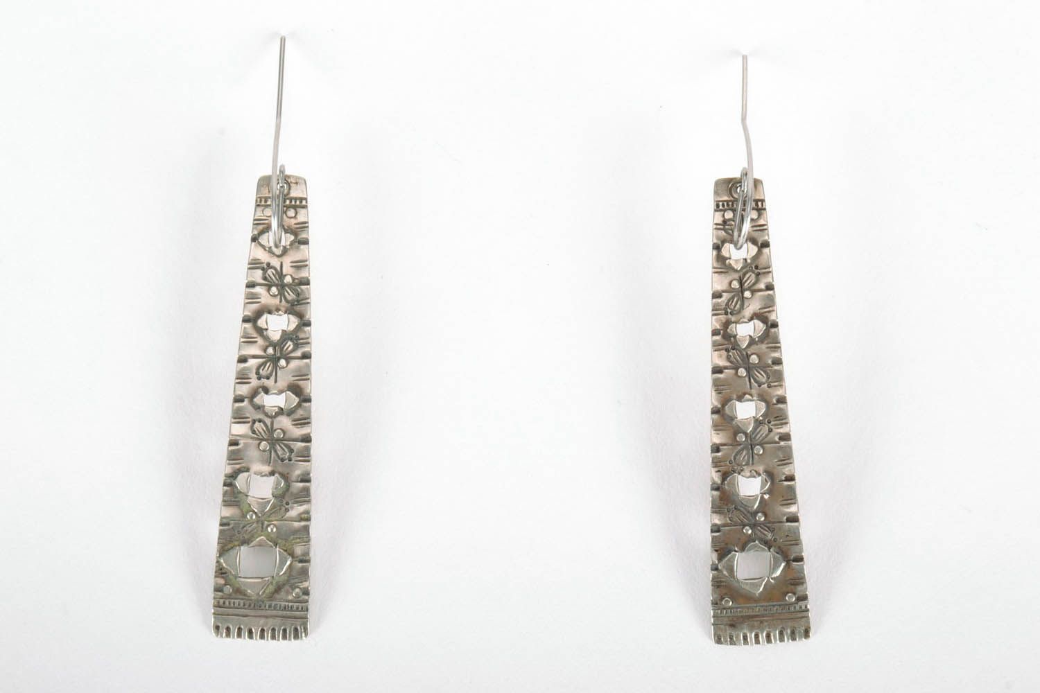 Long earrings made of melchior photo 2