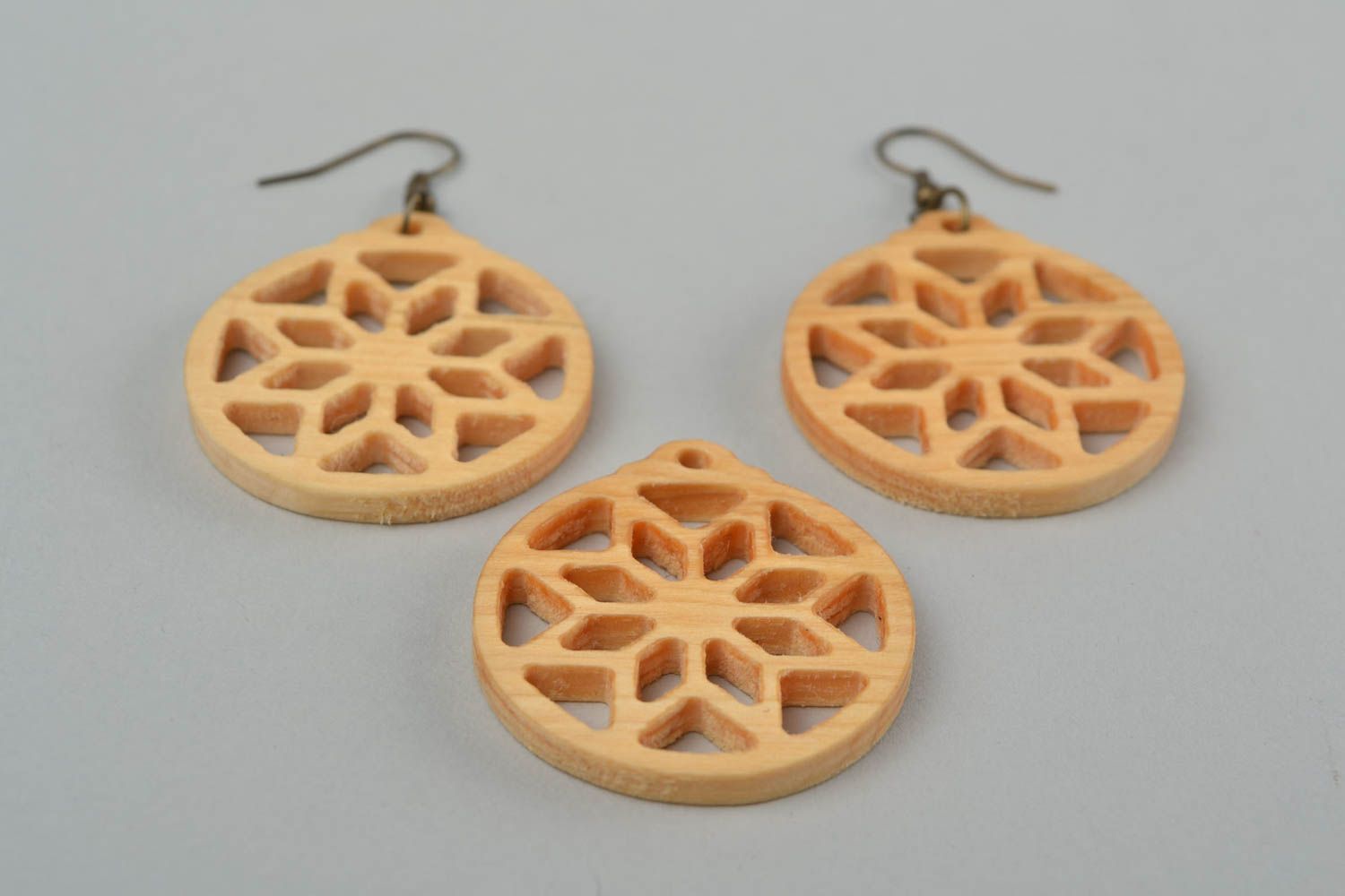 Handmade carved wooden jewelry set round designer earrings and pendant Alatyr photo 4