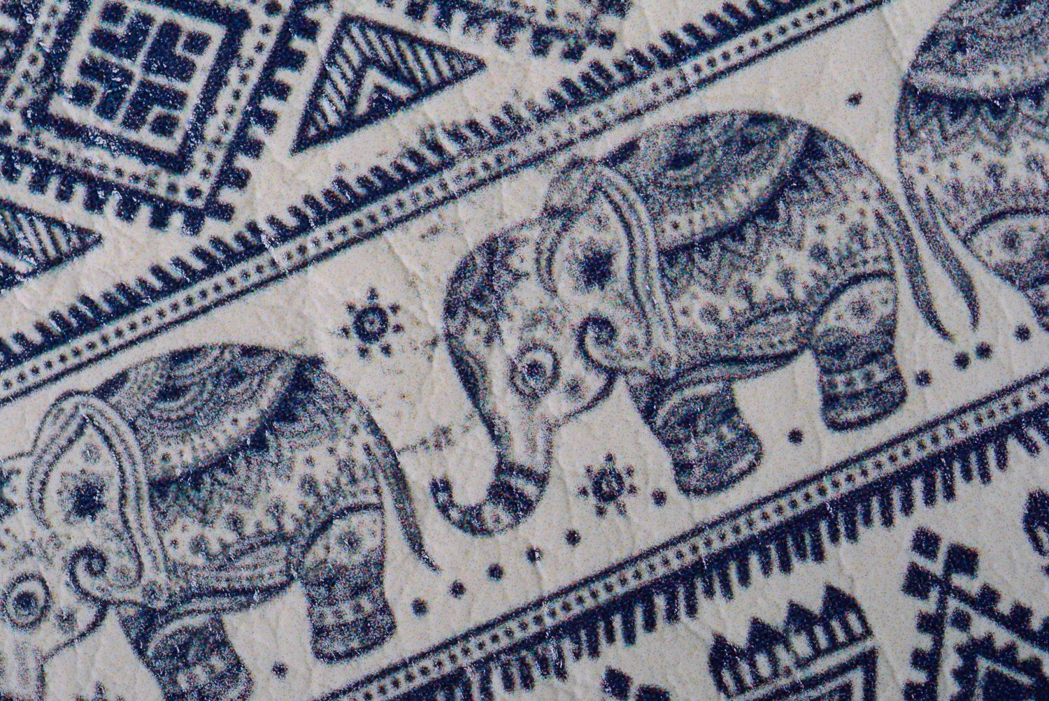 Обложка на паспорт из кожзама со слониками фото 3