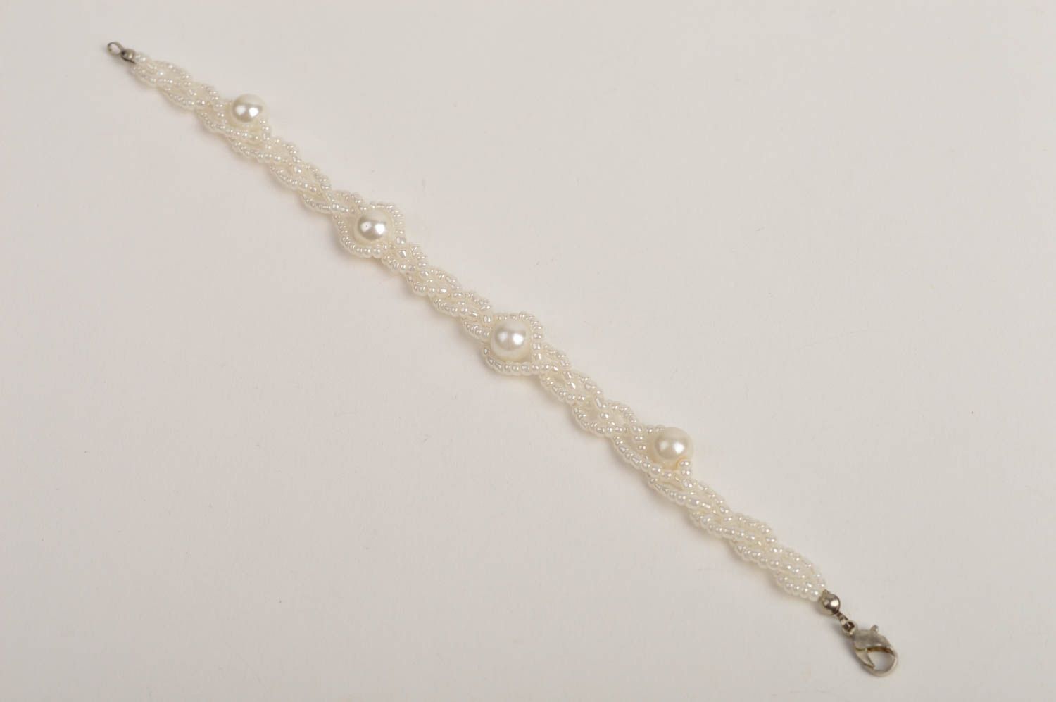 Light white beads three-row bracelet for teen girls photo 5