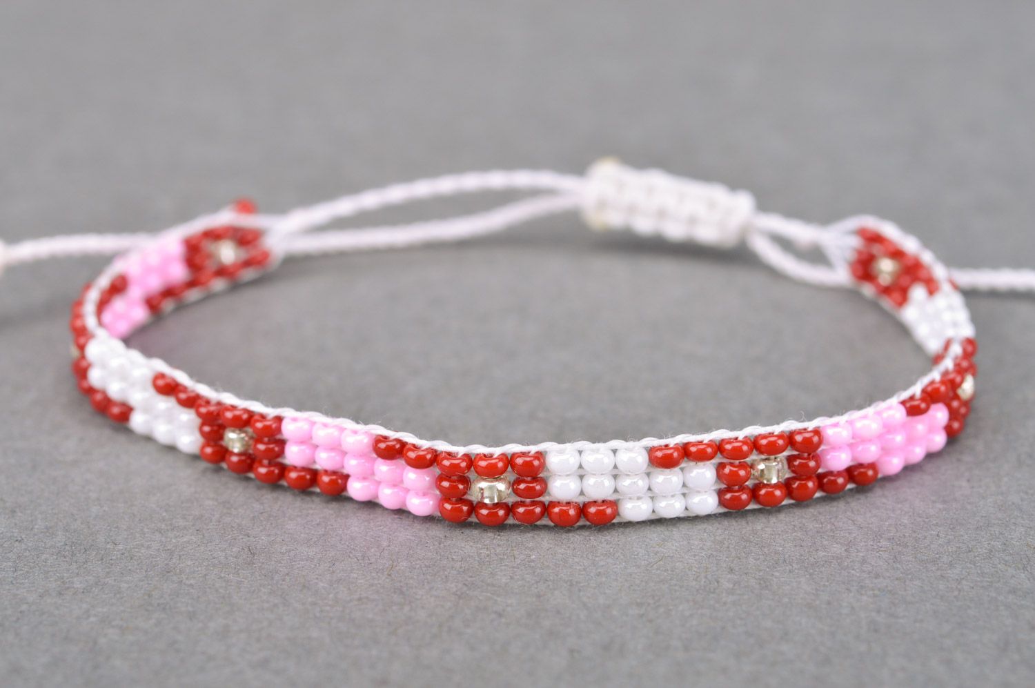 White and red handmade women's thin beaded wrist bracelet with ties photo 5