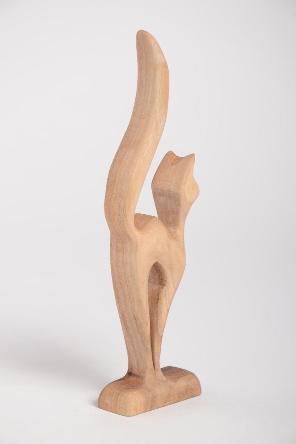 Статуэтка из дерева ручной работы фигура из дерева кошка сувенир из дерева фото 3