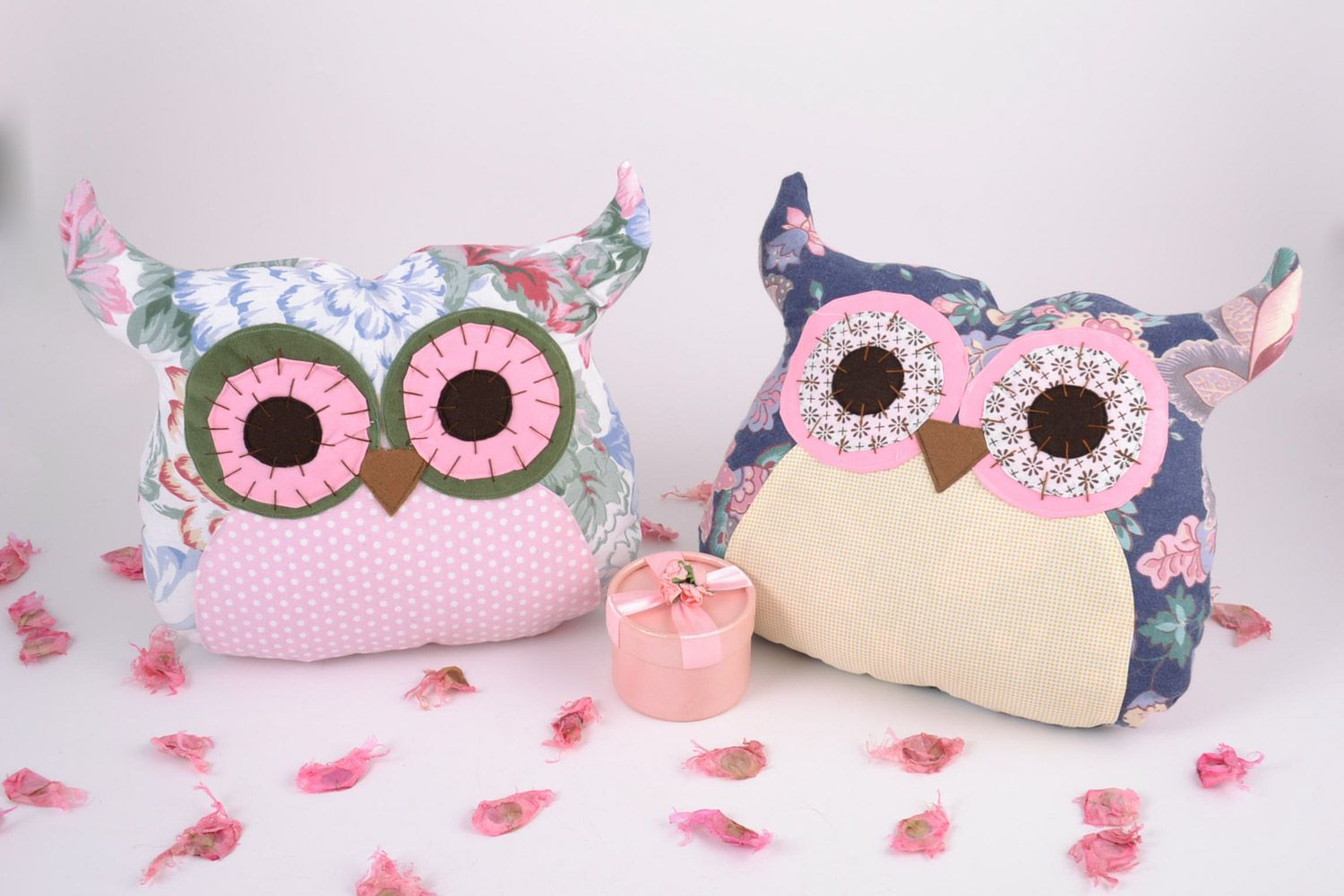 Set of 2 handmade interior soft pillow pets in the shape of cute fabric owls photo 1