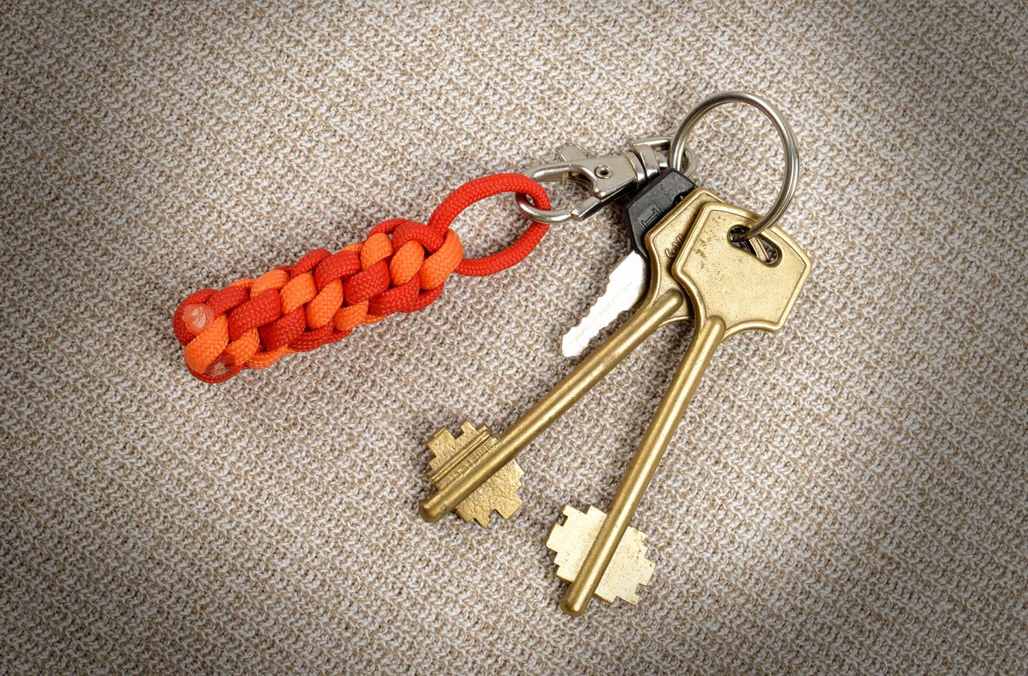Porte-clés paracorde Porte-clés fait main rouge-orange Accessoire original photo 5