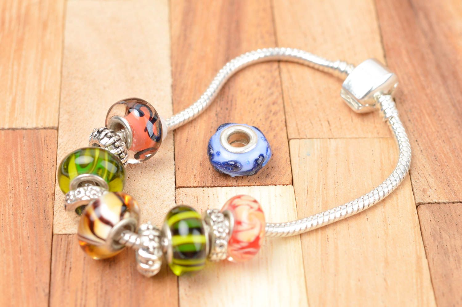 Handmade designer small bead unusual stylish fittings elegant fittings photo 4