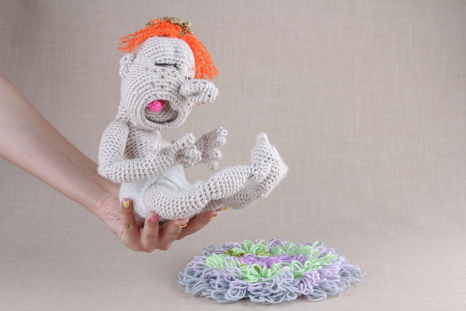 Peluche tricotée poupée faite main photo 5