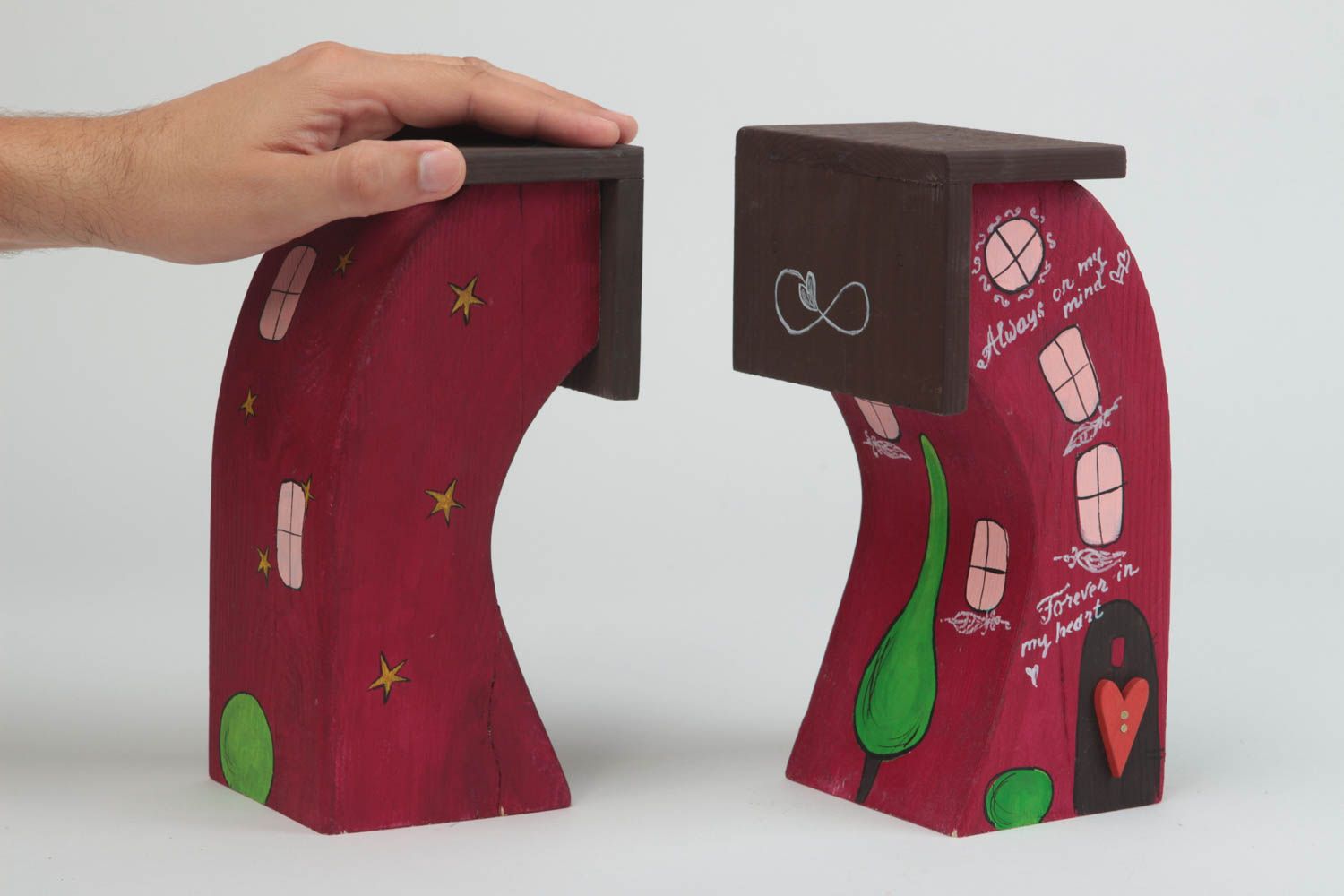 Деревянные фигурки домики набор из 2 изделий красные красивые ручной работы фото 5