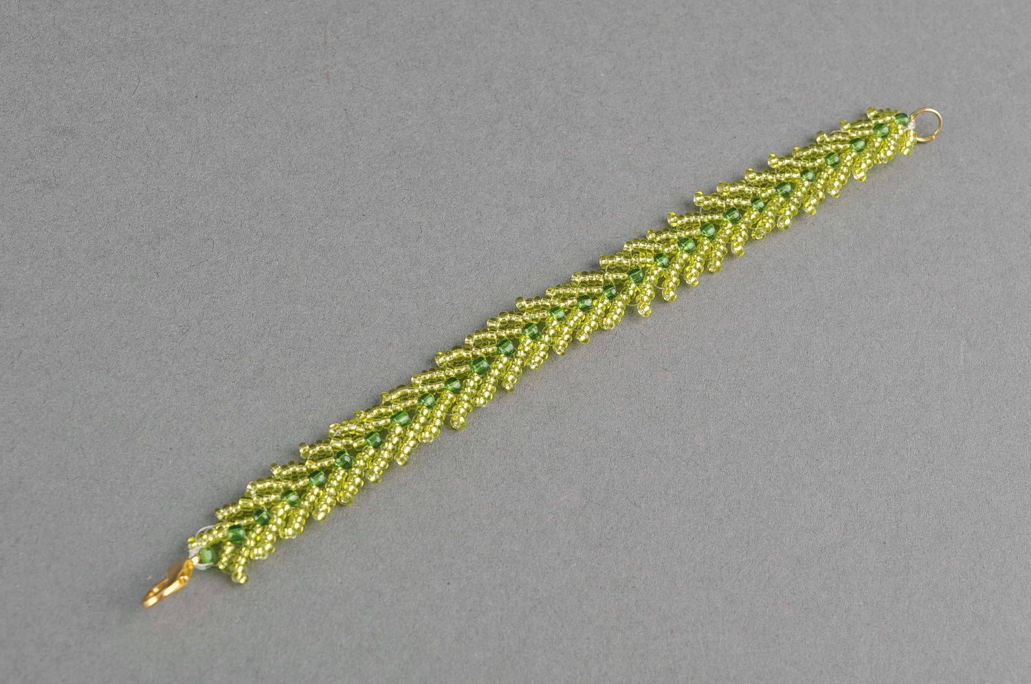 Handgemachtes grünes Armband aus Glasperlen Petersburger Kette foto 3