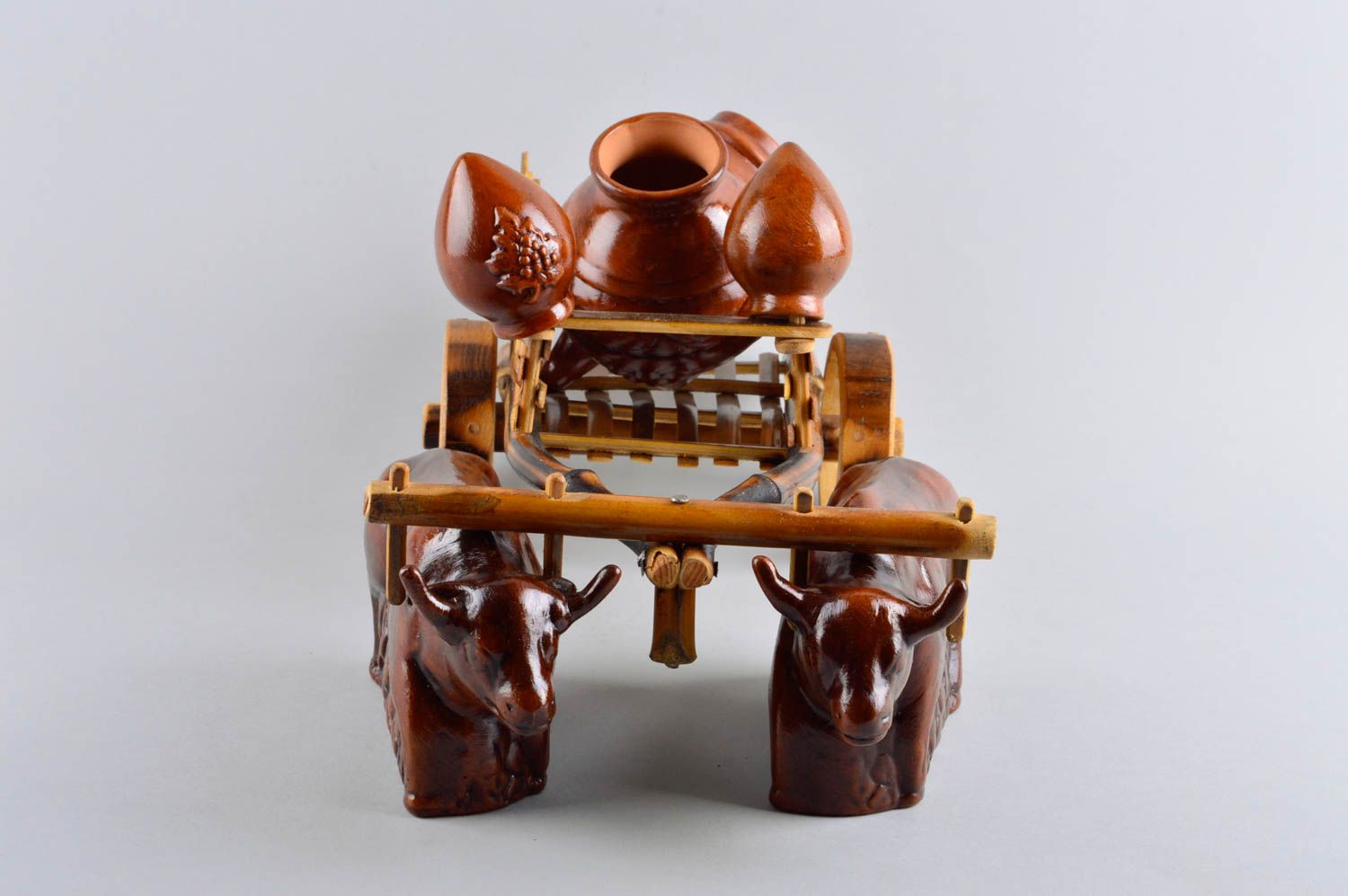 Set of decorative ceramic salt and pepper shakers on bulls' cart 4 lb photo 3