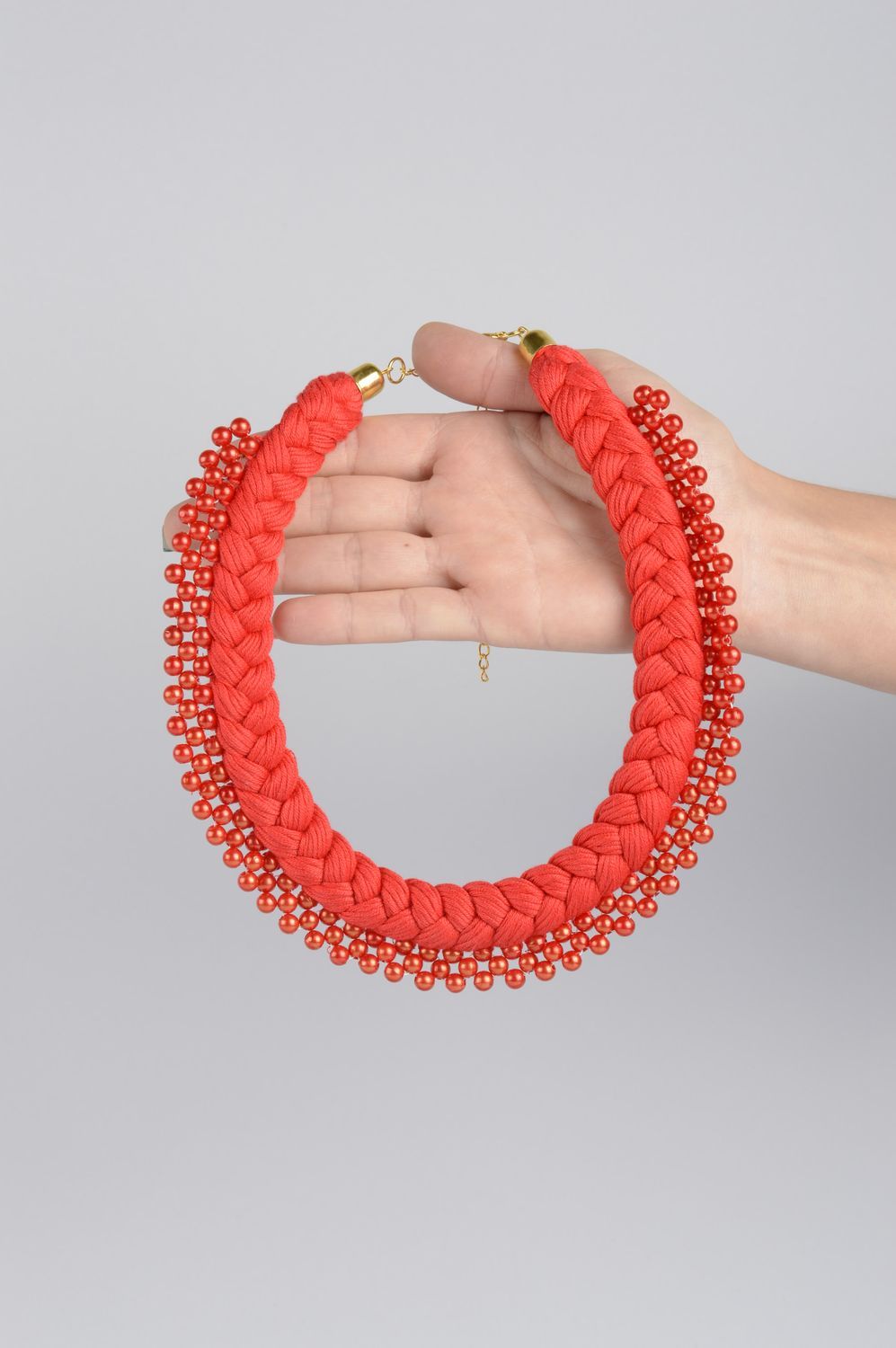 Collier textile Bijou fait main rouge tressé tendance design Cadeau femme photo 4