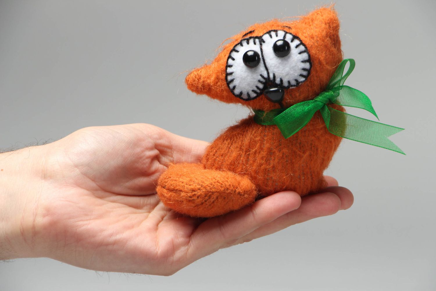 Soft felt toy in the shape of cat photo 4