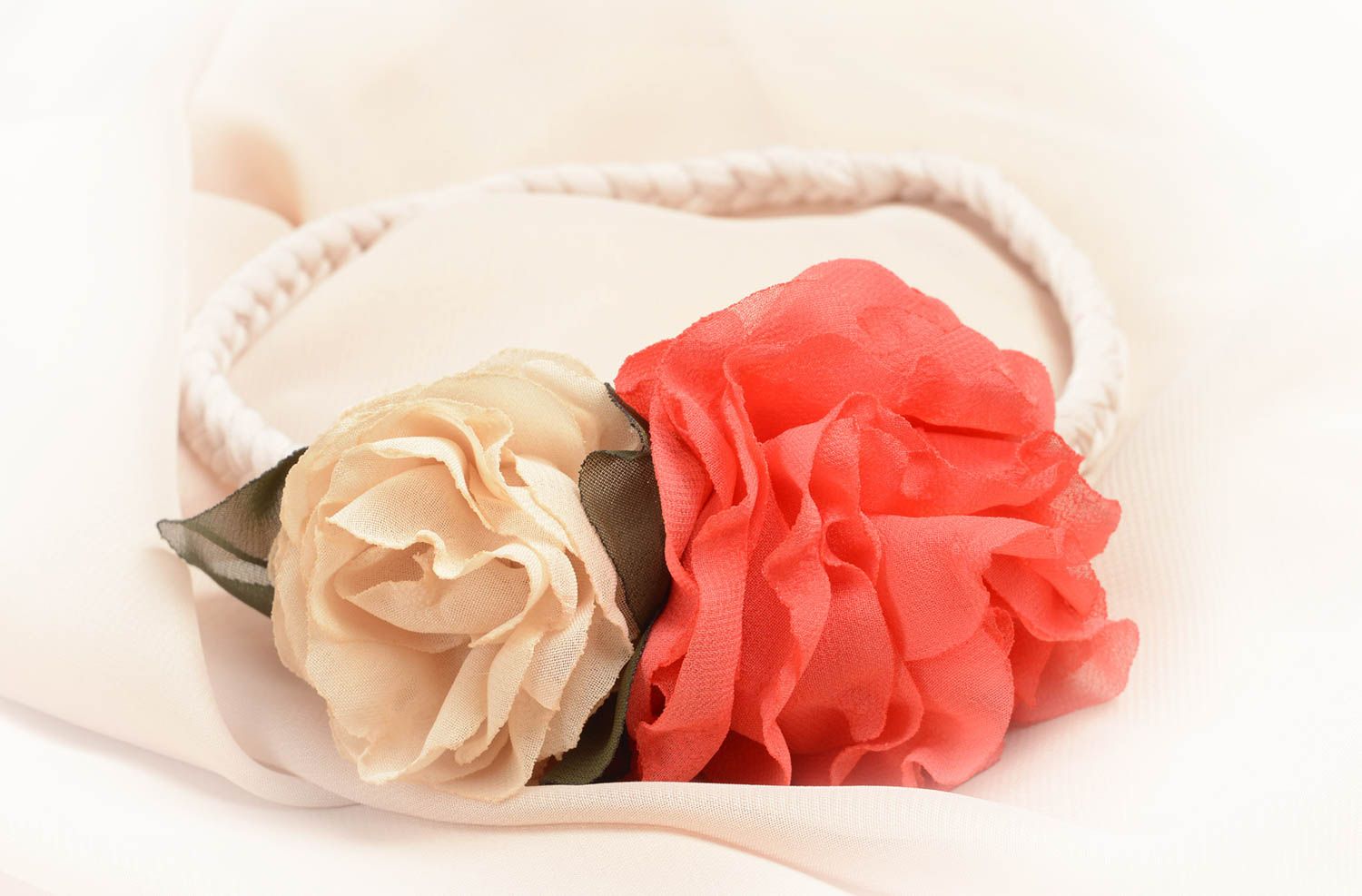 Handgemacht Haarband mit Blume Designer Schmuck Haar Accessoire zweifarbig foto 5