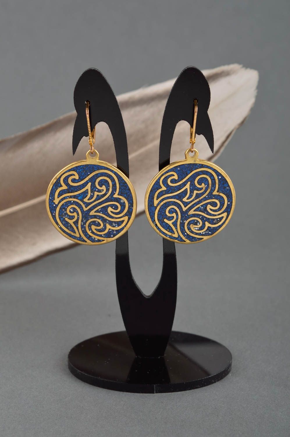 Schmuck Ohrringe handgeschaffen Accessoire für Frauen tolle Metall Ohrringe foto 1