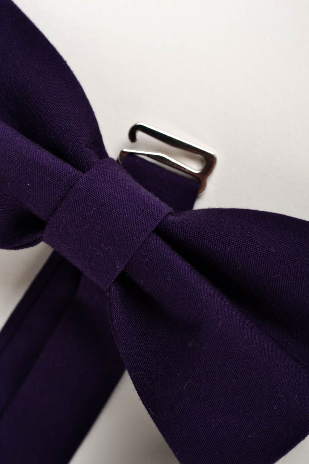Corbata de lazo hecha a mano pajarita moderna oscura original accesorio unisex foto 3