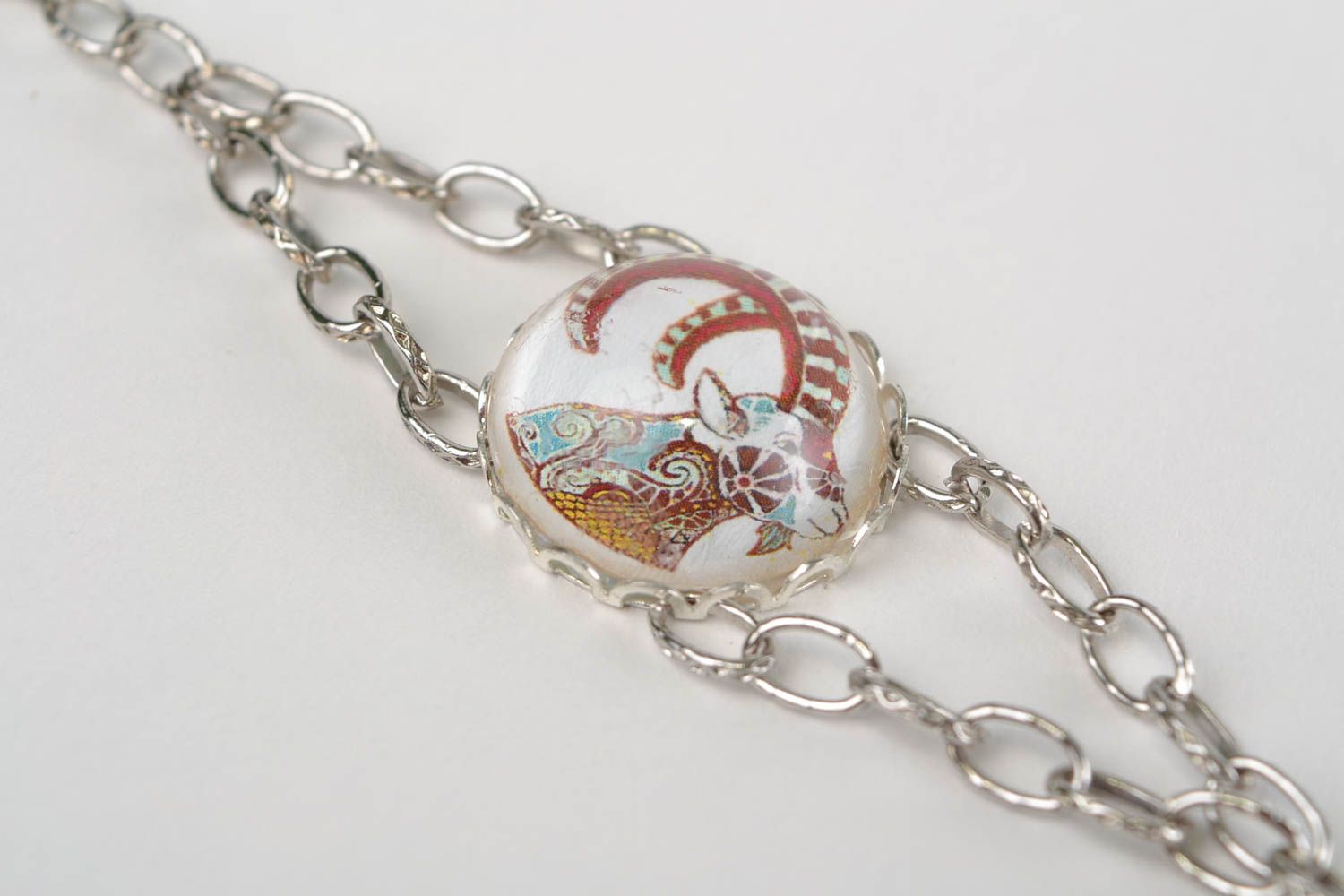 Handmade designer zodiac metal chain bracelet with glass insert Capricorn photo 2