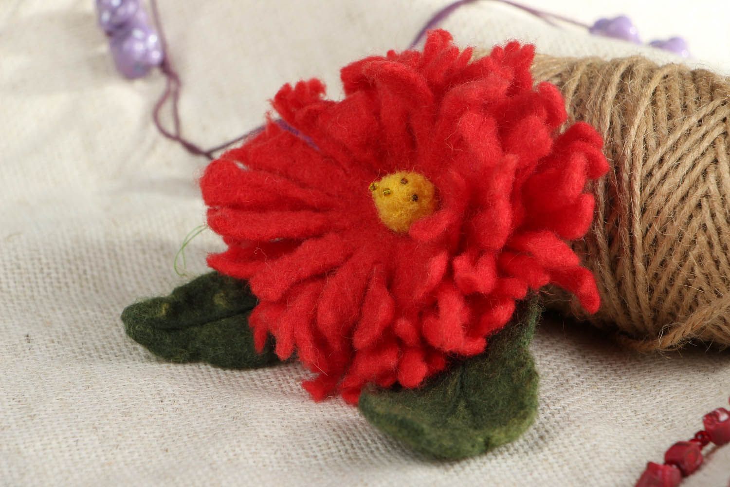 Brooch made of felted wool photo 4