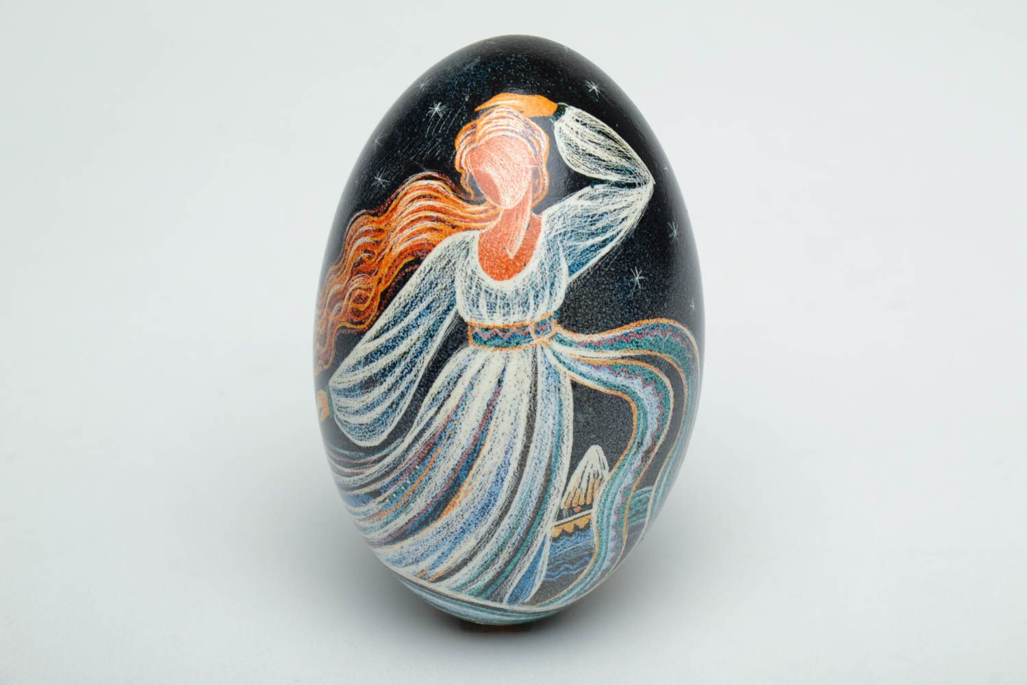 Painted carved Easter egg photo 2