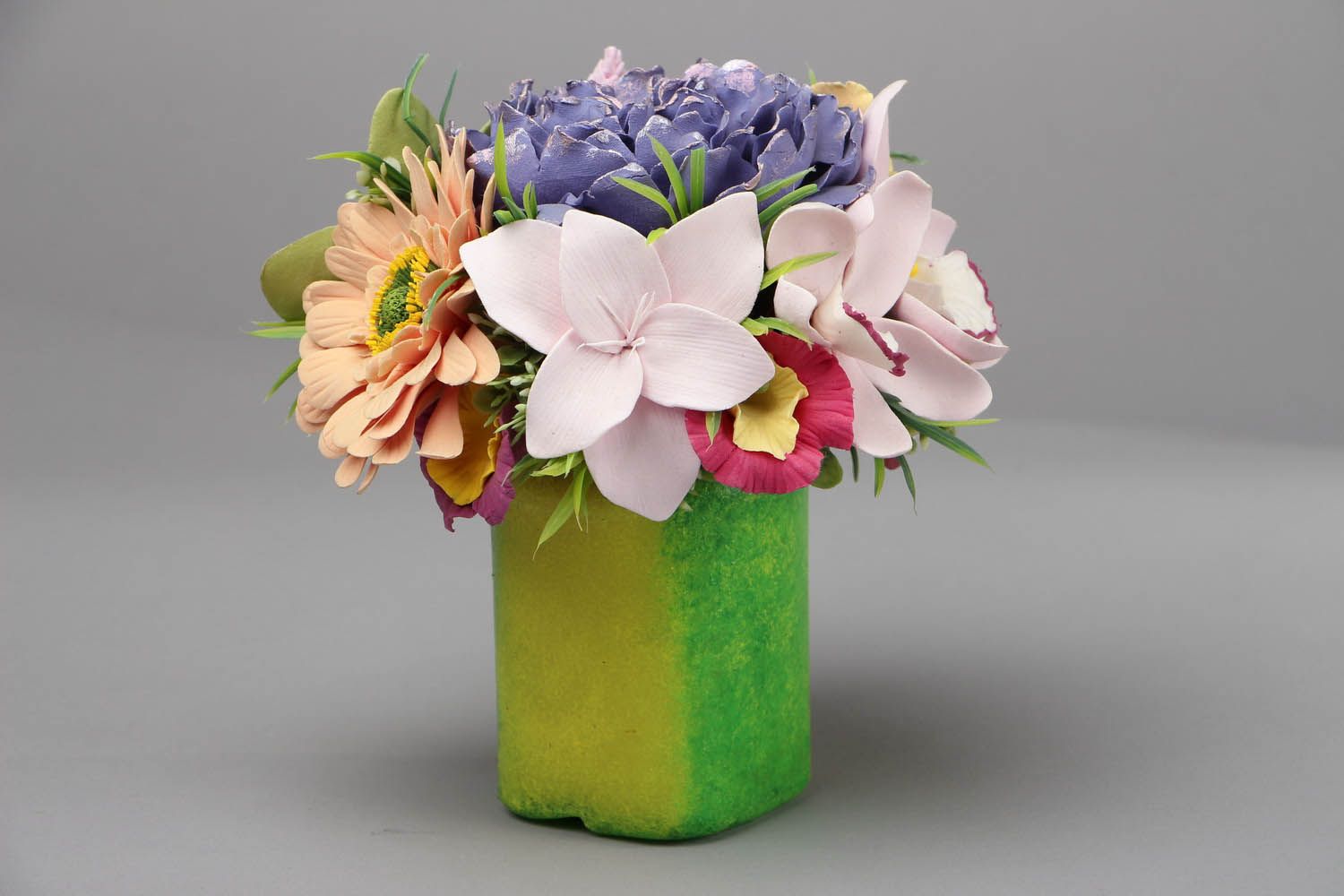 Composition florale décorative avec pivoine faite main photo 1