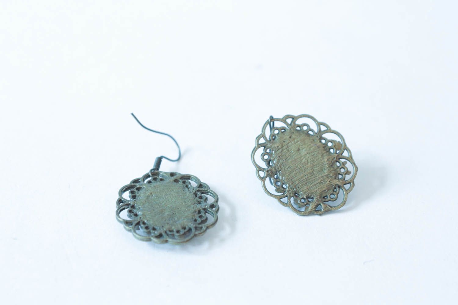Vintage earrings with flowers photo 3