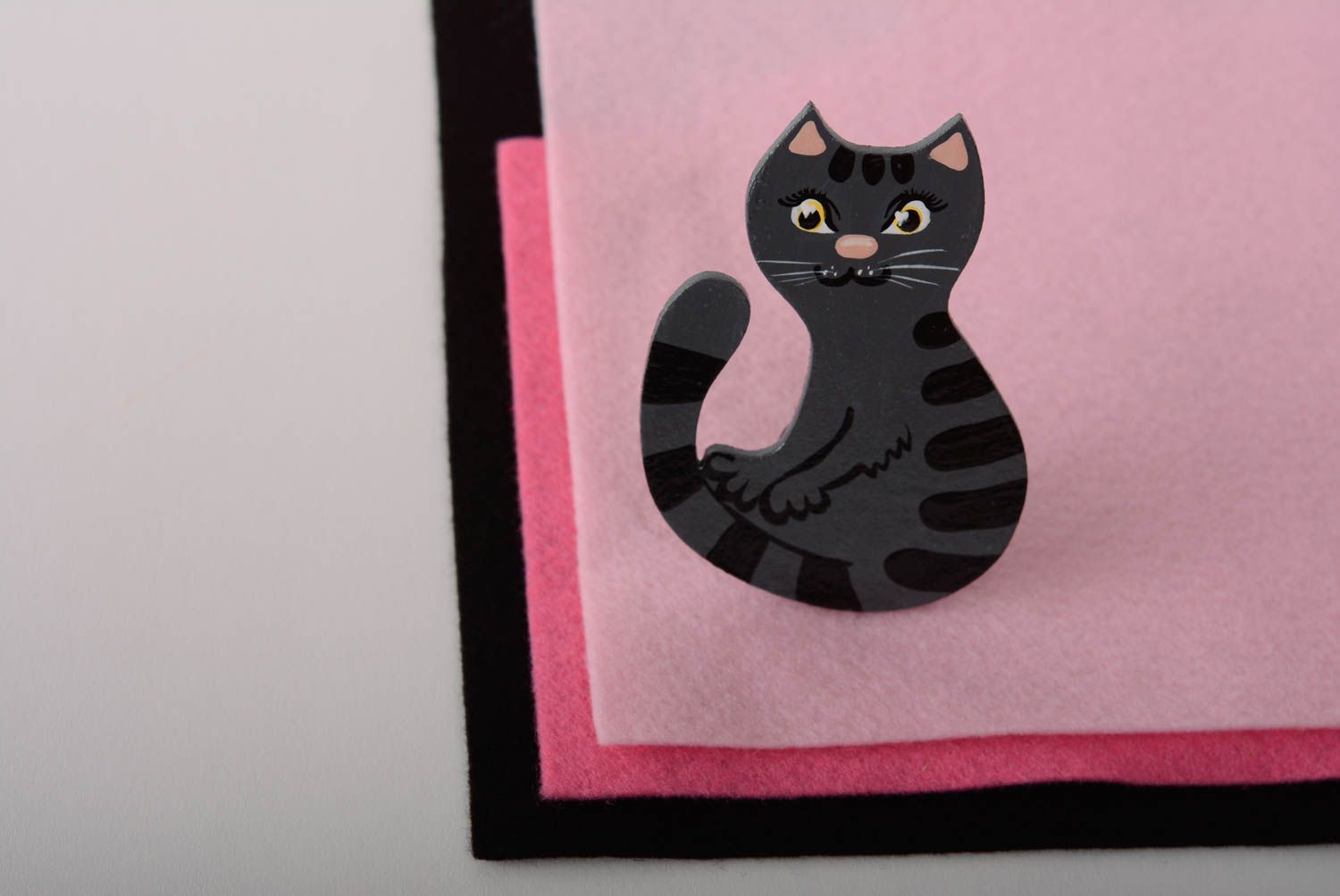 Magnet pour frigo Chat noir peint aux acryliques décor original fait main photo 4